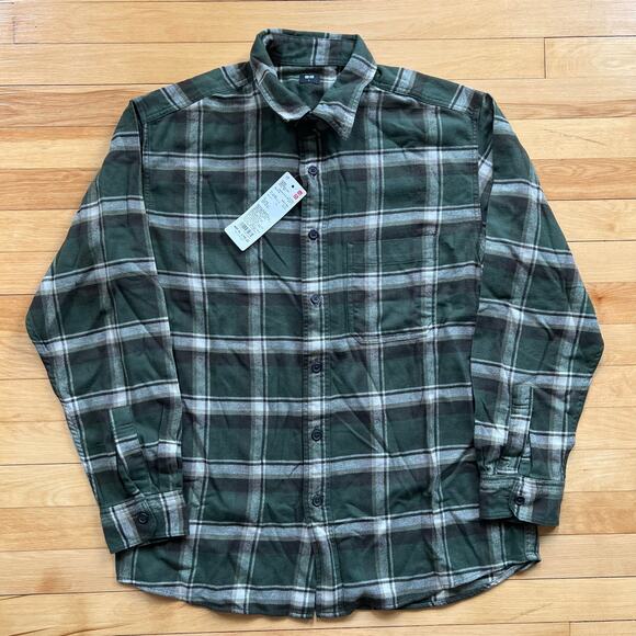 Uniqlo Other - Uniqlo Flannel Checkered Button Down Shirt Mens Size Large Green White NWT